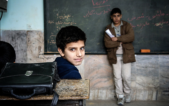 مهر دلتنگ صد دانه یاقوت است