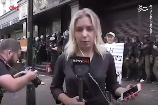 فیلم/ کتک خوردن عجیب خبرنگار زن!
