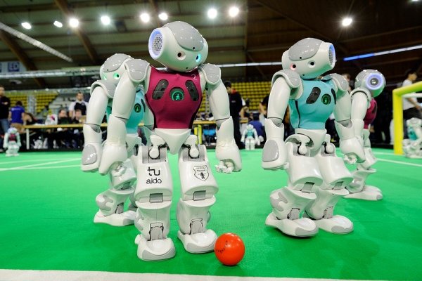 حضور تیم رباتیک دانشگاه علم و فناوری مازندران در مسابقات جهانی ژاپن