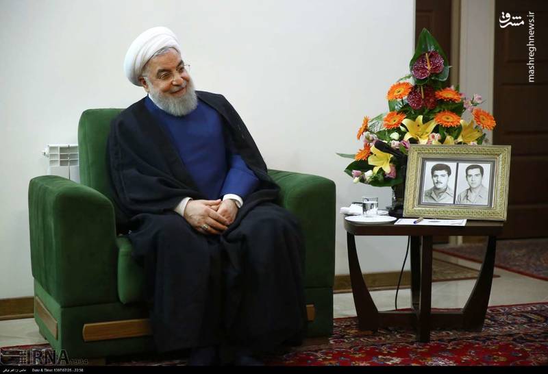 دیدار روحانی با خانواده شهیدان ملاعباسی