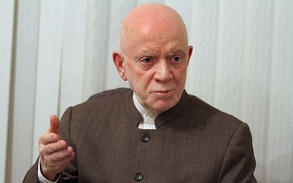 ناهماهنگی در بین تیم اقتصادی دولت بسیار مضر است
