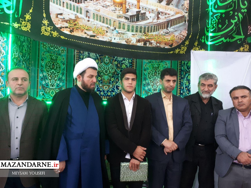 نائب قهرمان کشتی آزاد المپیک جوانان در نماز جمعه دابو و دشت سر تجلیل شد