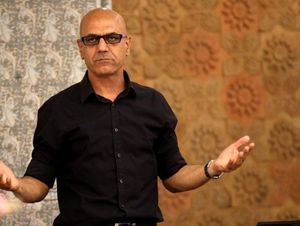 کی‌روش باید کمکش را اخراج کند/ انتخاب چند بازیکن صددرصد سیاسی است/ انتقادی به حریفان تدارکاتی ایران وارد نیست!