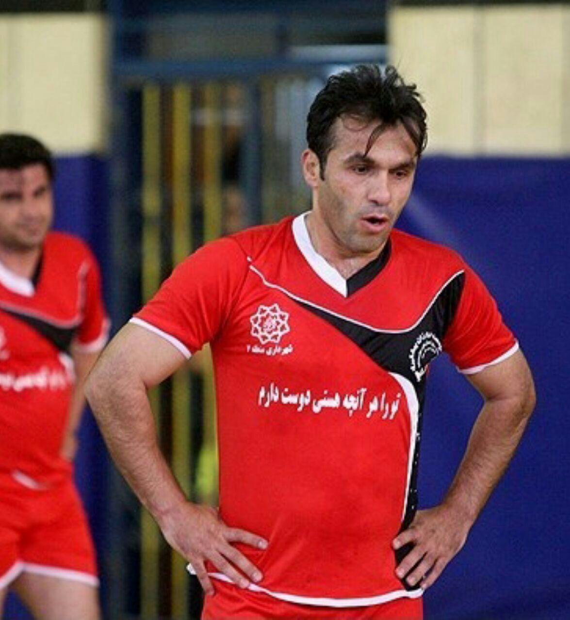 نقطه ی قوت پرسپولیس حضور هواداران است / امیدوارم تیم محبوبم قهرمان آسیا شود