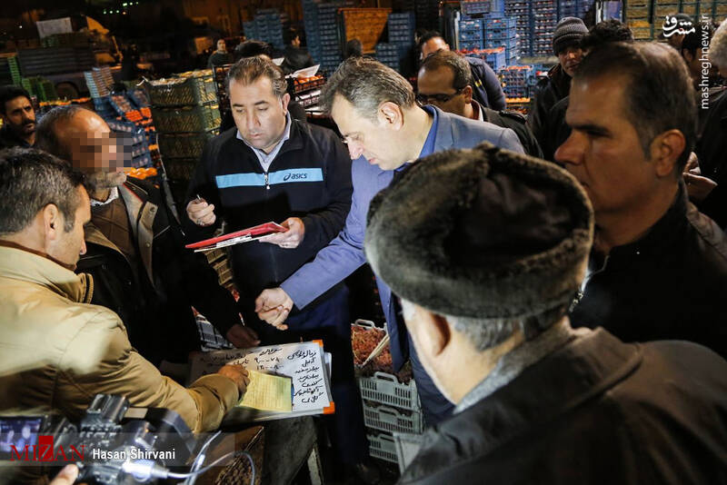 فیلم/ آبلیموی قلابی در میدان میوه و تره بار تهران!