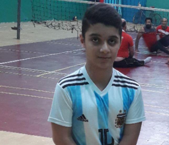 فقط رییس اداره بهزیستی آمل از ما حمایت می کند/آرزویم پوشیدن پیراهن تیم ملی است