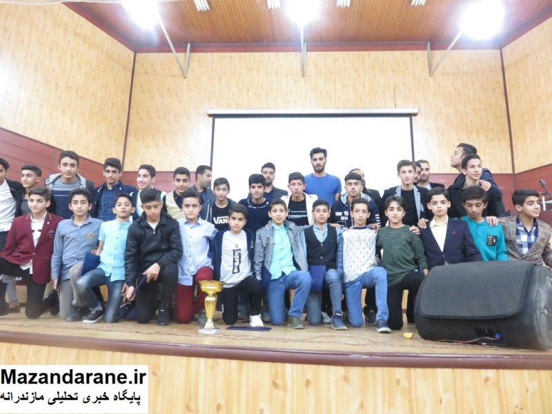 جشن قهرمانی تیم فوتبال شاهین آمل در لیگ برتر نونهالان مازندران