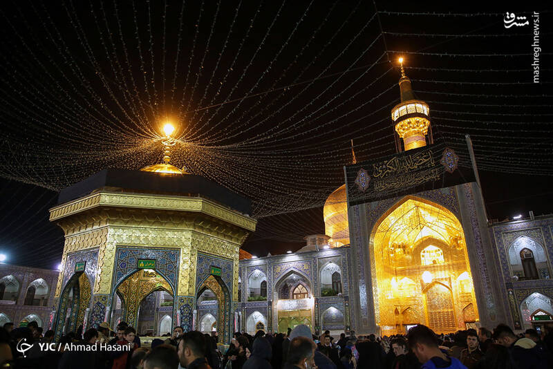 عکس/ شب شهادت حضرت زهرا (س) در حرم مطهر رضوی