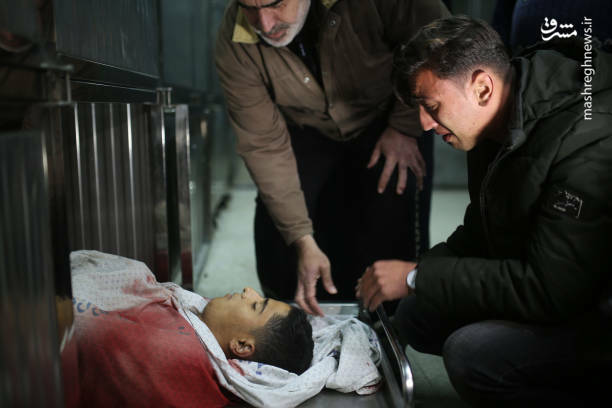 عکس/ وداع دردناک با شهید ۱۴ساله فلسطینی