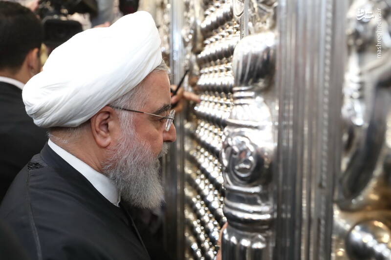 حضور روحانی در مسجد کوفه