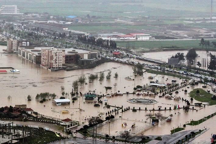 وزیر کشور مطرح کرد; عزیمت هلیکوپترها و گسیل تجهیزات به آق‌قلا/ دستور تخلیه آب‌های رسوبی با بیل‌های مکانیکی و پمپ‌ها را دادم