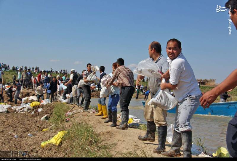 تلاش مردم “آق قلا” برای ساخت سیل‌بند