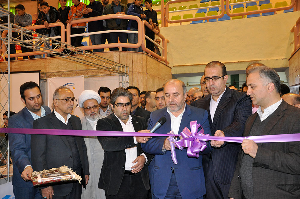 نوزدهمین نمایشگاه دستاوردهای پژوهشی و فناوری و چهارمین فن بازار استان مازندران برپا شد