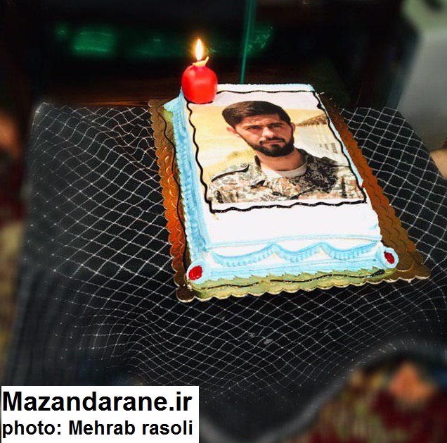 جشن تولد شهید مدافع حرم حمید سیاهکالی مرادی در آمل+ تصاویر