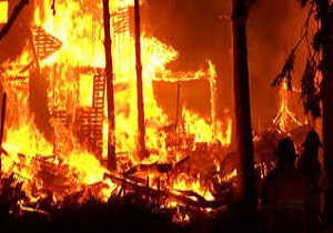 سوختن یک عمارت در تگزاس + فیلم