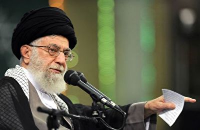 رهبر انقلاب: آرایش دشمن در فضای مجازی، آرایش جنگی است + فیلم