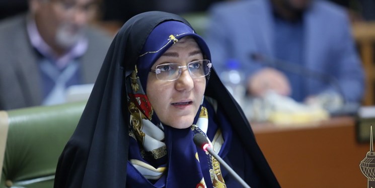 شهرداری معضل کمبود سرویس‌های بهداشتی را حل کند