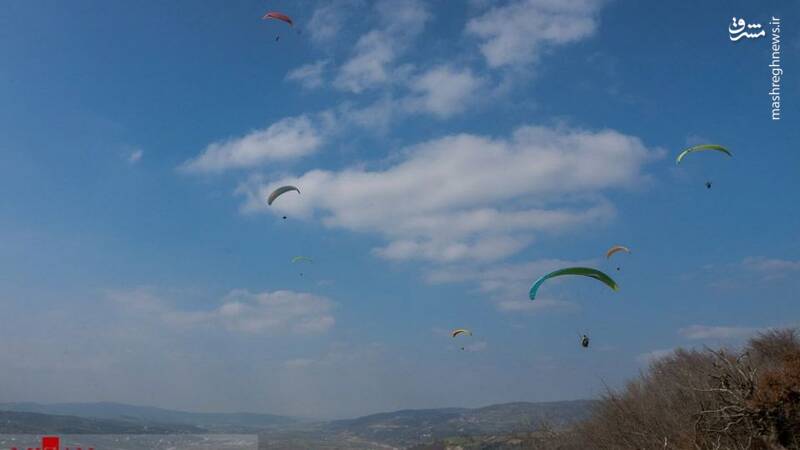 رونق پاراگلایدر سواری در تابستان