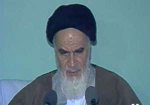 امام خمینی (ره): آمریکا دوست نمی‌خواهد، خدمتگزار می‌خواهد + فیلم