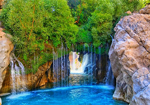 آبشاری در ایران که قاتل ملخ‌های مهاجم است + فیلم