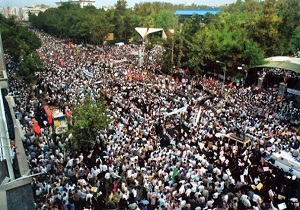 روایت موقع شناسی مردمی که پای انقلاب ماندند و عاقبت پادوهایی که فراری شدند + فیلم