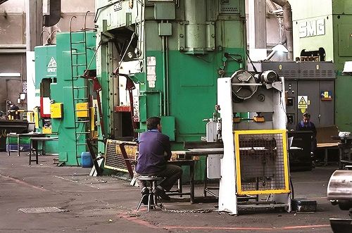 رونق تولید داخل در مسیر ناهموار بی‌مهری‌ها + صوت