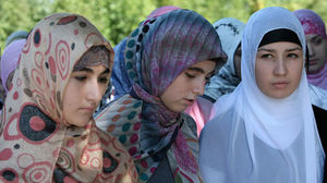 فیلم/ از آثار پوشش انسان‌ها بر مغز چه می‌دانید؟