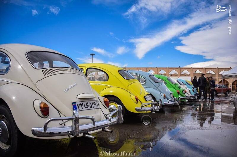 عکس/ دورهمی فولکس قورباغه‌ای‌ها در اصفهان!