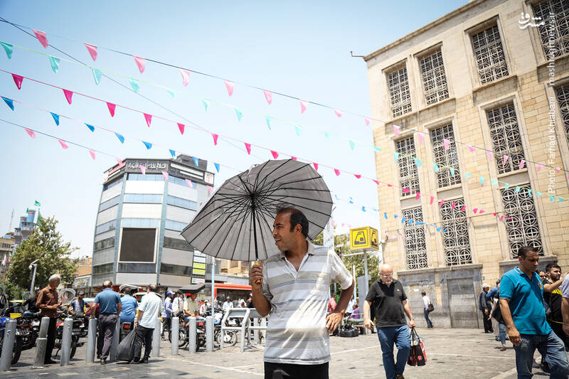 آقای بولتون تابستان داغ تهران را ببینید