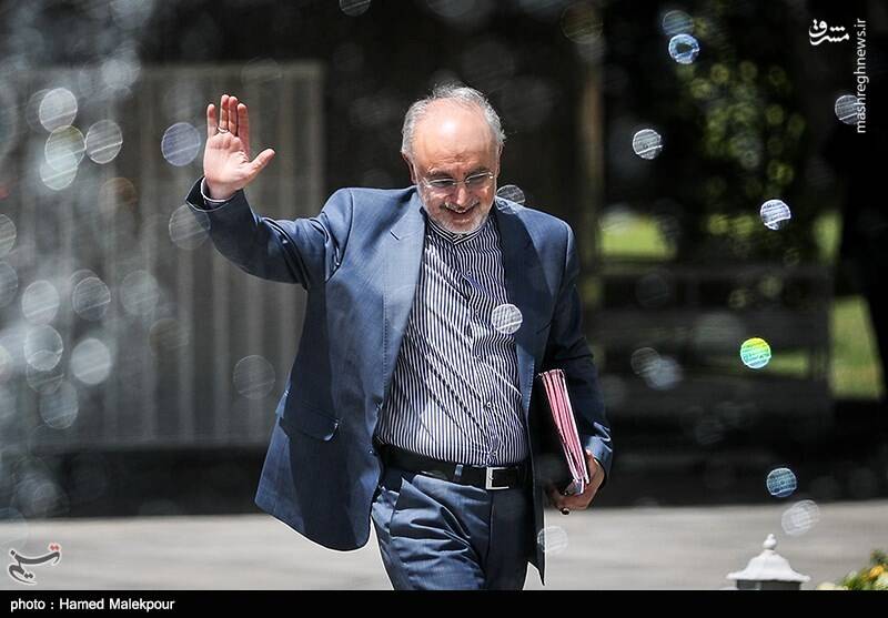 حاشیه‌های جلسه امروز هیئت دولت