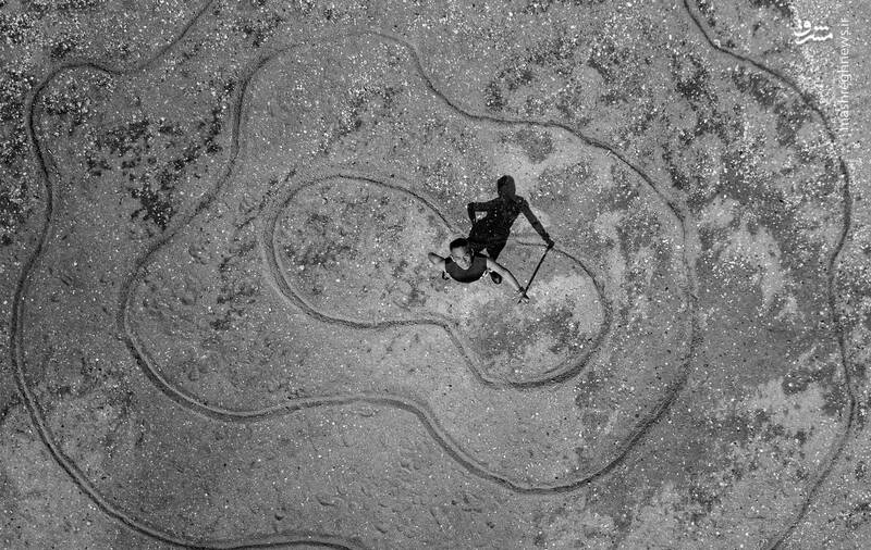 نقاشی‌های دیدنی روی شن‌های ساحل‎