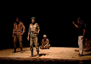 روایتی از حر انقلاب؛ داستان زندگی و شهادت شاهرخ ضرغام روی صحنه تئاتر + فیلم