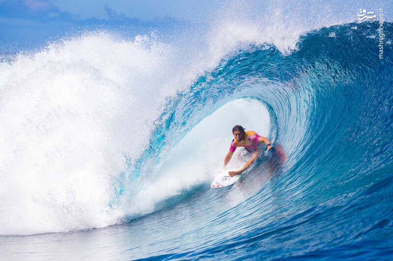 موج سواری در آب های خروشان