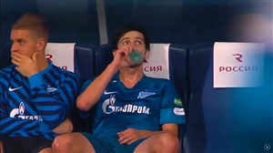 آزمون پنالتی هدر داد و با داور دعوا کرد!