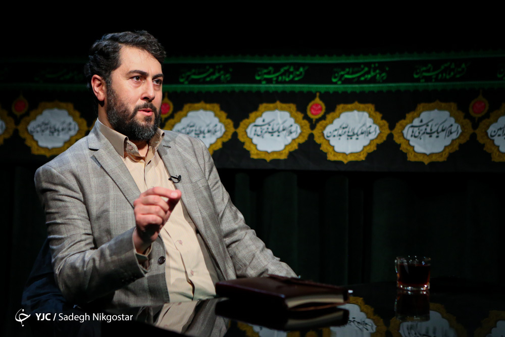 از خطر نفوذ در شعر آیینی تا سختگیری های مشکوک به شاعران انقلابی در گفتگو با احمد بابایی شاعر اهل بیت (ع)