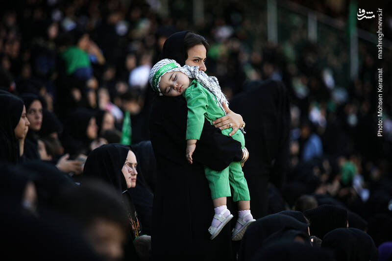 همایش شیرخوارگان حسینی در ورزشگاه آزادی