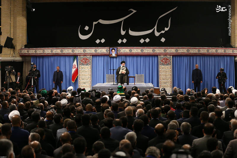 دیدار موکب‌داران عراقی با رهبرانقلاب