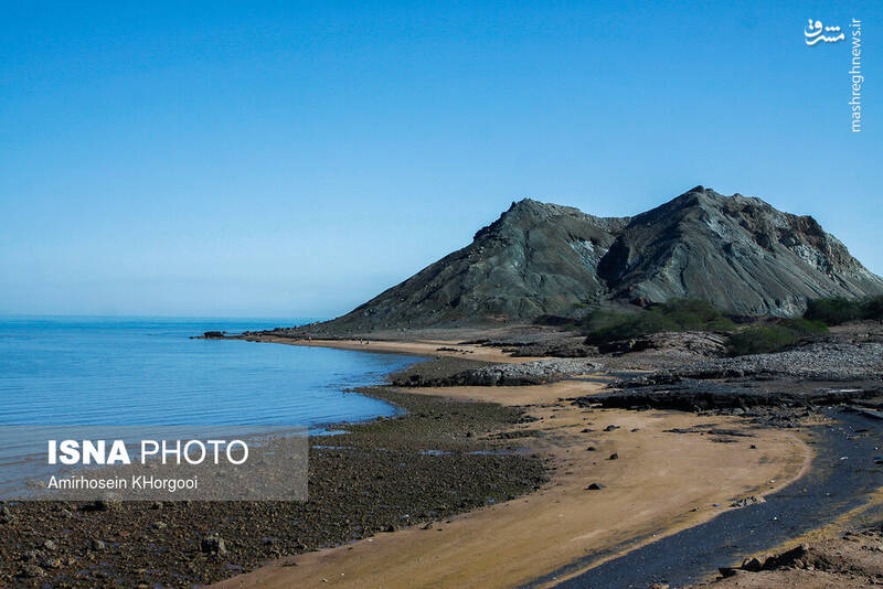 جزیره هفتاد رنگ