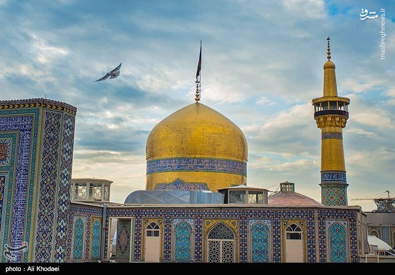 حال‌وهوای حرم مطهر امام رضا(ع)