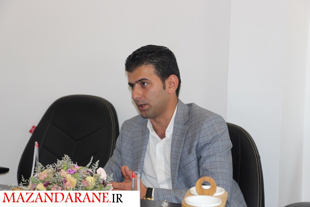 مسئولان آملی فکری به حال تنها نماینده فوتبال آمل در کشور کنند/ آرامش کافی جهت انتقال نکات فنی به بازیکنانم را ندارم