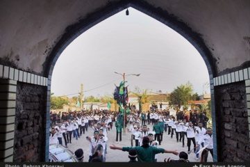 مراسم سوگواری عزاداران حسینی روستای زاغده در روز تاسوعا