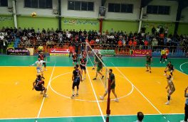 برد ارزشمند تیم والیبال نیروانا مقابل تهران بیشه چمستان/ تماشاگران با فرهنگ چمستانی برنده واقعی این دیدار