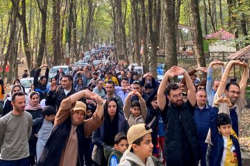 پیاده روی خانوادگی مدرسه هاتف آمل در پارک جنگلی هزار پله باشکوه برگزار شد