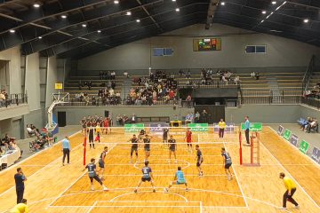 شاگردان غلامی مقابل نیروی زمینی درخشان ظاهر شدند/ حساسیت در گروه دوم لیگ دسته یک والیبال کشور به اوج خود رسید