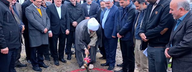 آیین کلنگ زنی ۱۴ واحد مسکونی در روستای وسطی کلا آمل