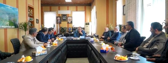 دیدار صمیمی شهردار و شورای شهر بندرگز با شهردار و اعضای شورای شهر آمل